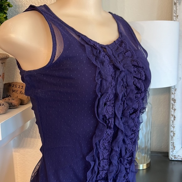 The Limited Purple Sleeveless Blouse - Picture 2 of 12